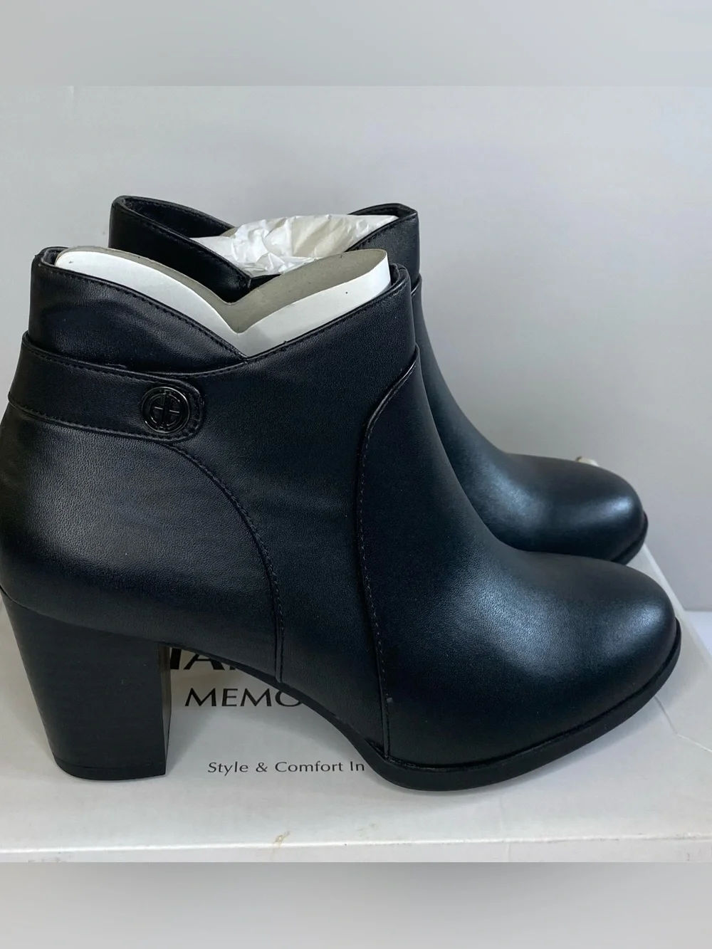 Giani Bernini Black Block Heel Ankle Bootie - NEW IN BOX